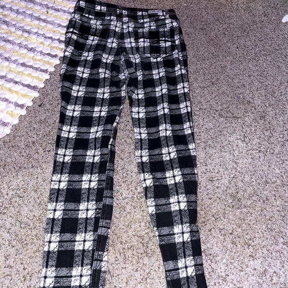 checkered jean like pants - Picture 2 of 3
